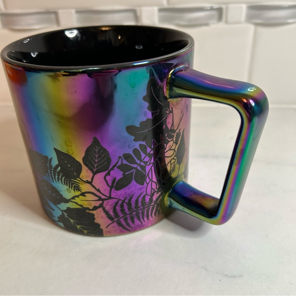 Starbucks Iridescent Leaf / autum Pattern Mug. Black inside and colorful!